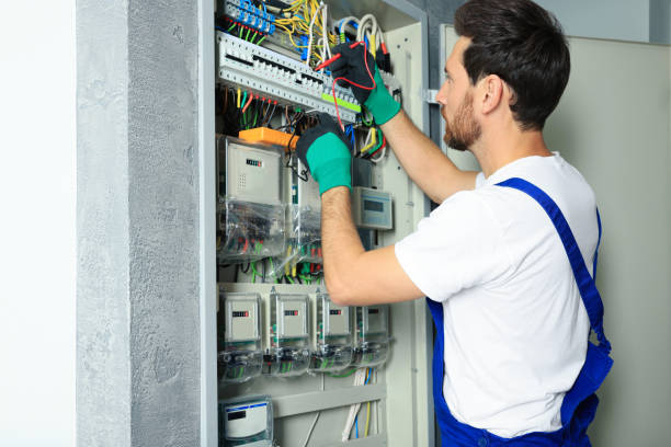 Best Affordable Emergency Electrician  in Hazen, ND